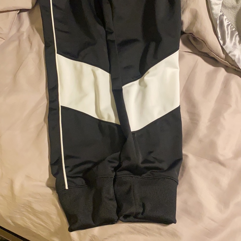 Nike sweat pants - Picture 3 of 4